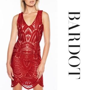 !! ❤️ Embroidered Red Lace Bodycon Dress Womens Size 4 XS